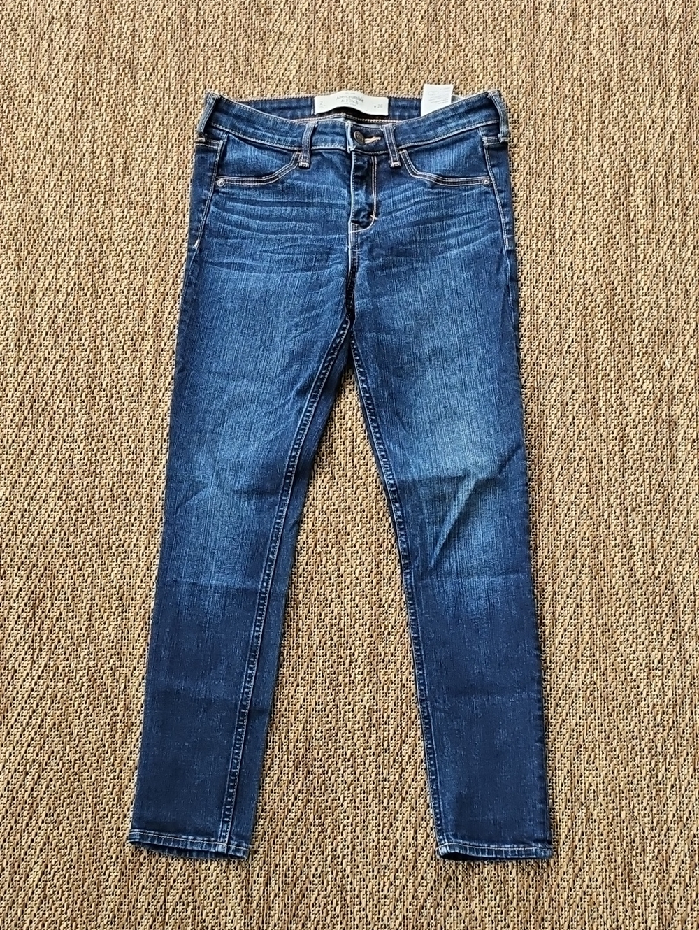 Low Rise Abercrombie & Fitch Women's Indigo Skinny Jeans